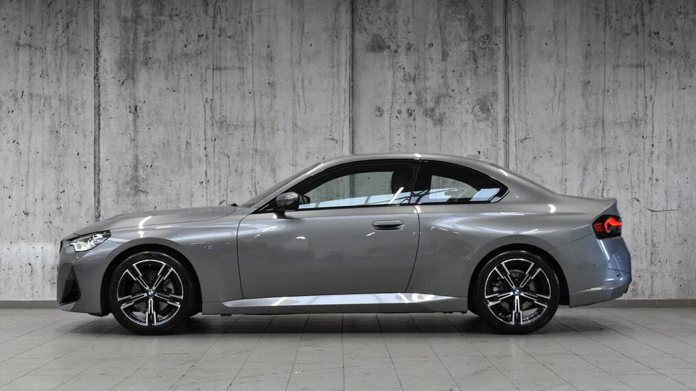 BMW Serii 2, 220
