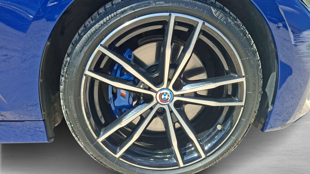 BMW Serii 3, 340