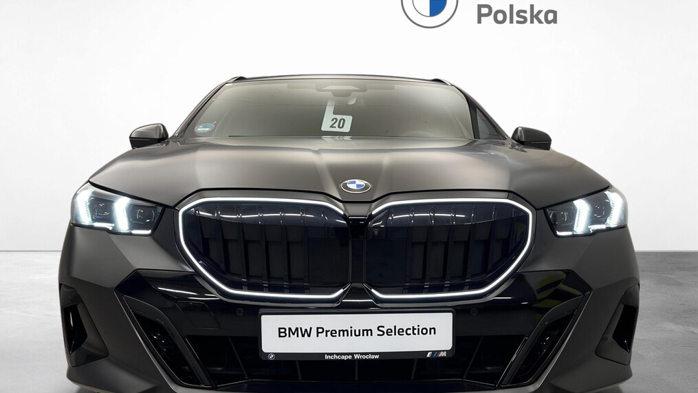 BMW Serii 5, 520