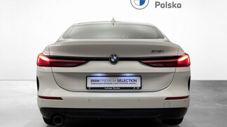 BMW Serii 2, 218