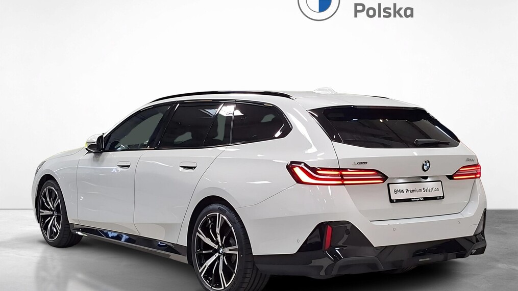 BMW Serii 5, 520