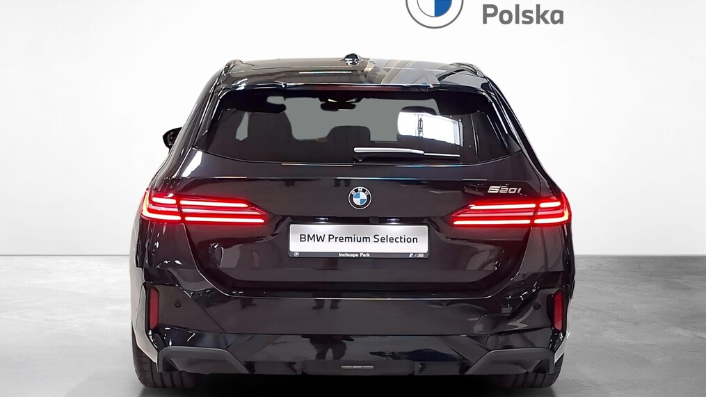 BMW Serii 5, 520