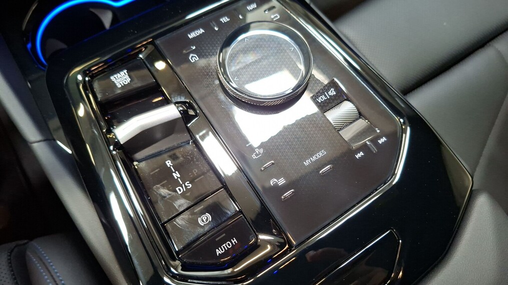 BMW Serii 5, 550