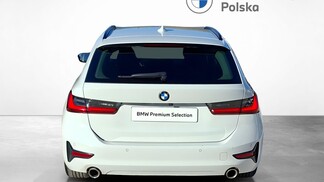 BMW Serii 3, 330