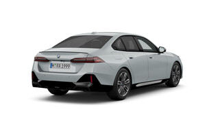 BMW Serii 5, 520