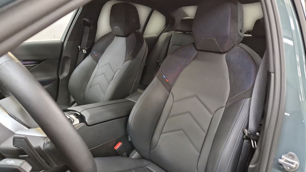 BMW Serii 5, 520