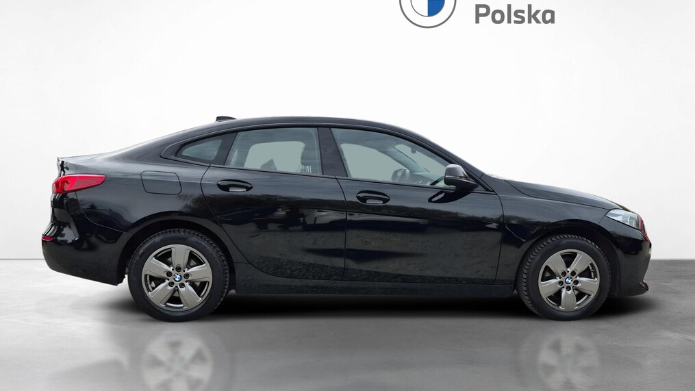 BMW Serii 2, 218