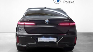 BMW Serii 7, 740
