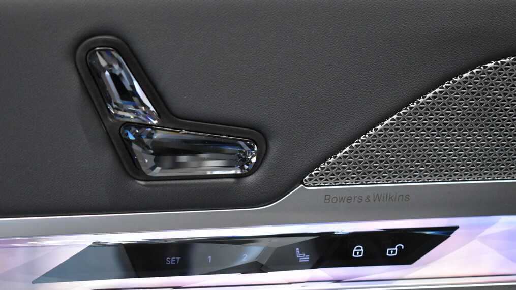 BMW Serii 7, 740