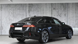 BMW Serii 5, 520