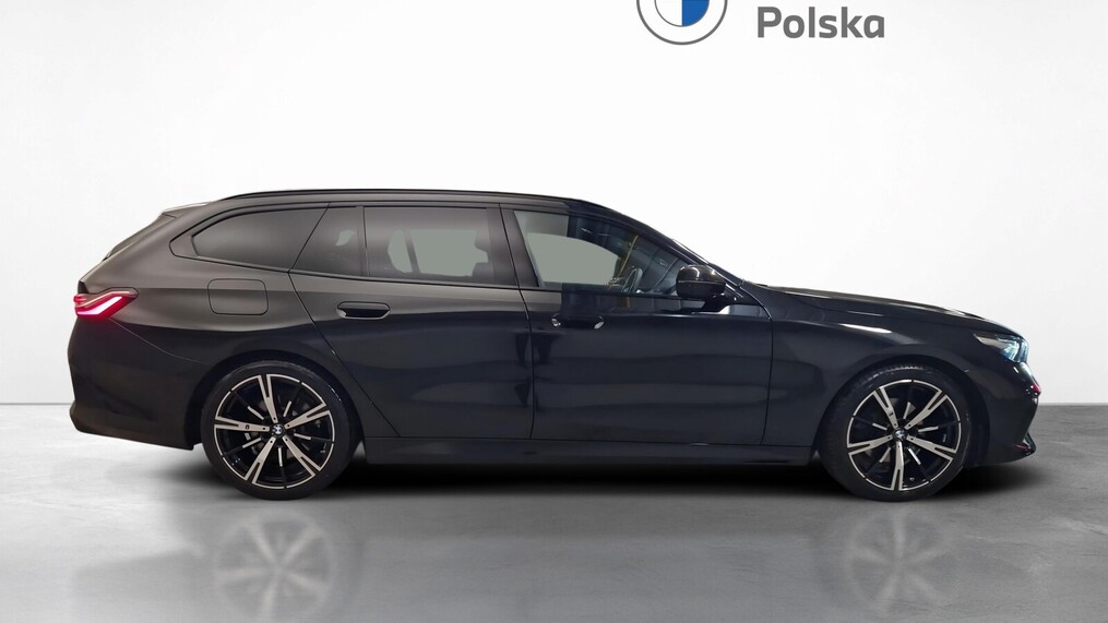 BMW Serii 5, 520