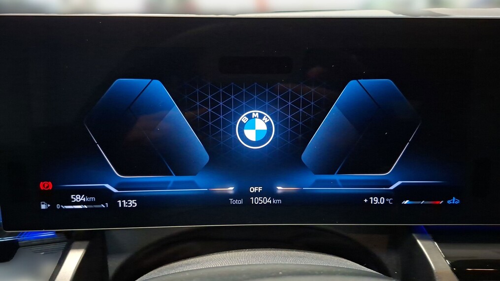 BMW Serii 5, 520