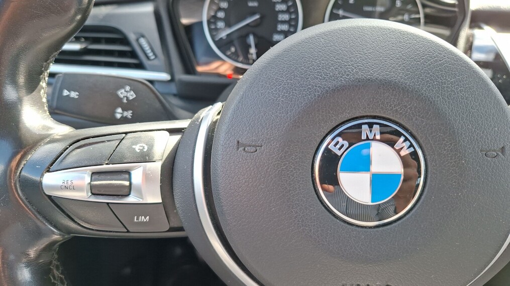 BMW Serii 2, 225