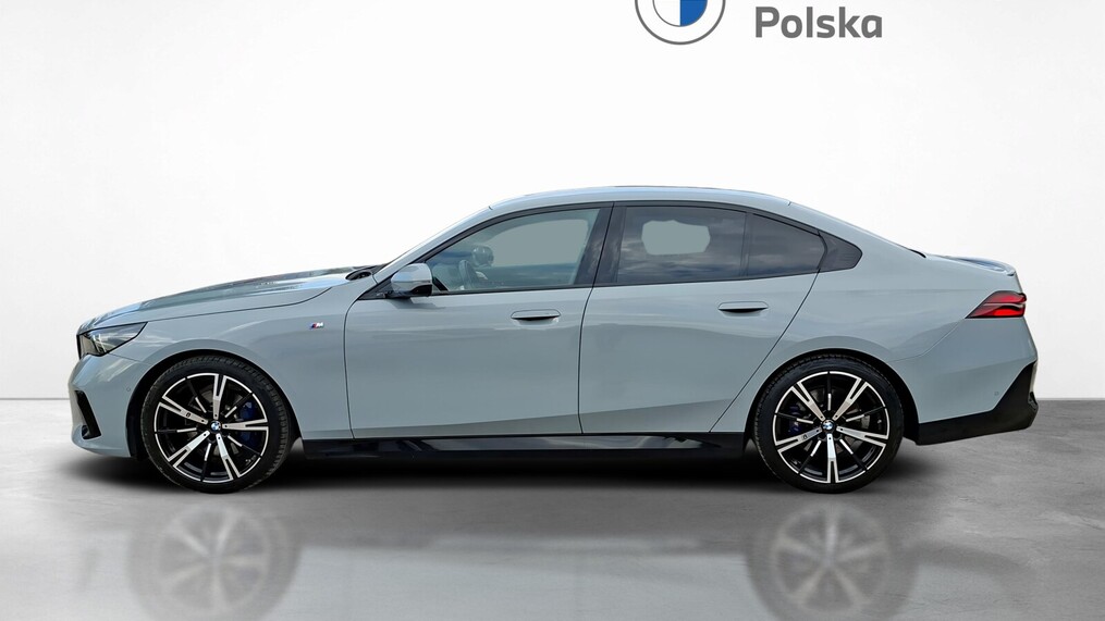 BMW Serii 5, 520