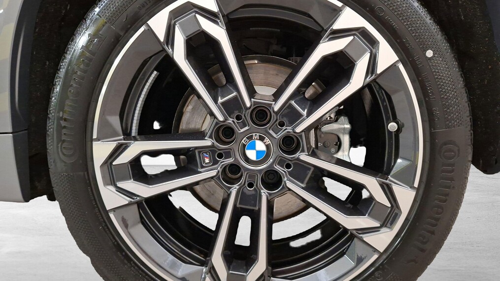 BMW iX2