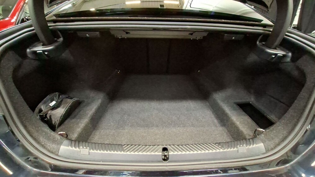 BMW Serii 5, 520