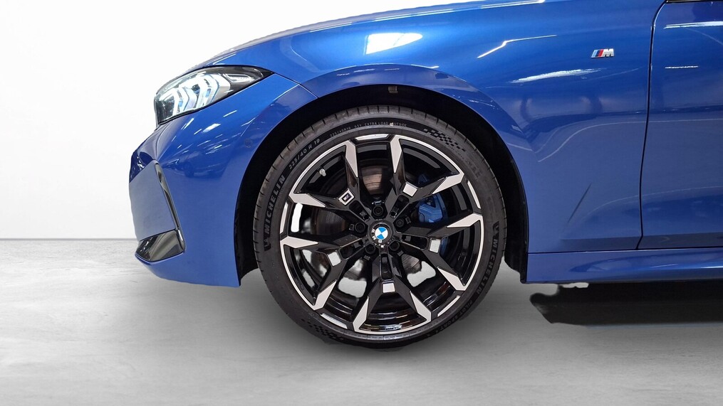 BMW Serii 3, 340