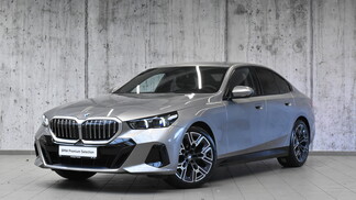 BMW Serii 5, 520