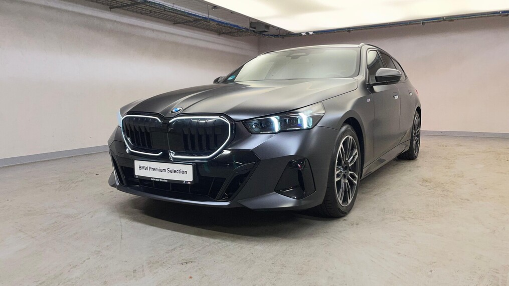 BMW Serii 5, 520