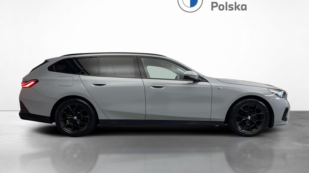 BMW Serii 5, 520