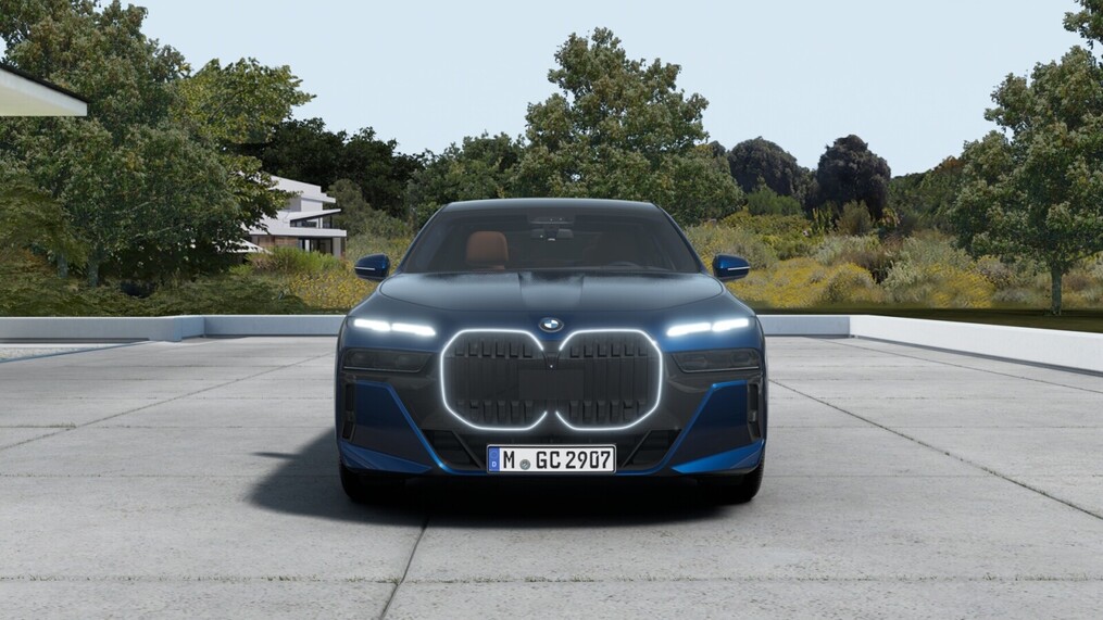 BMW Serii 7, 740