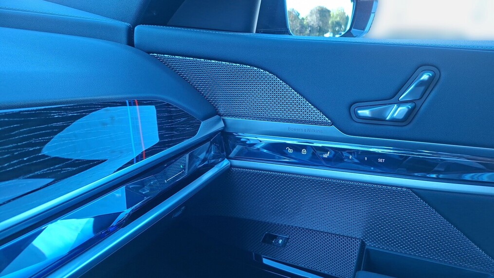 BMW Serii 7, 740