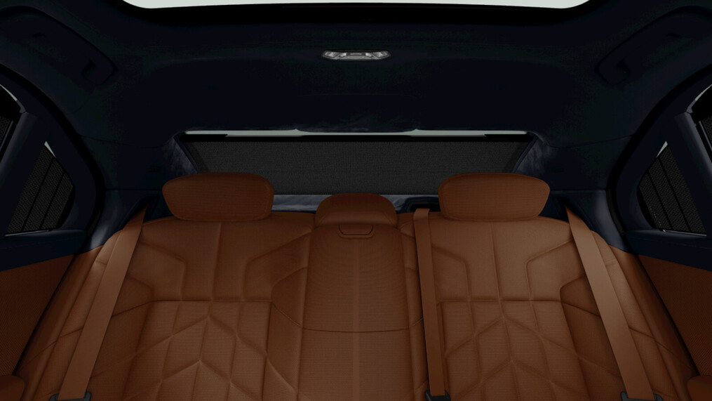 BMW Serii 7, 740