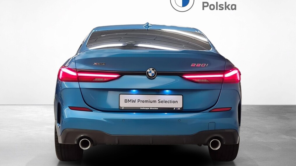 BMW Serii 2, 220