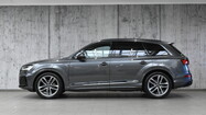 miniaturka - Audi Q7