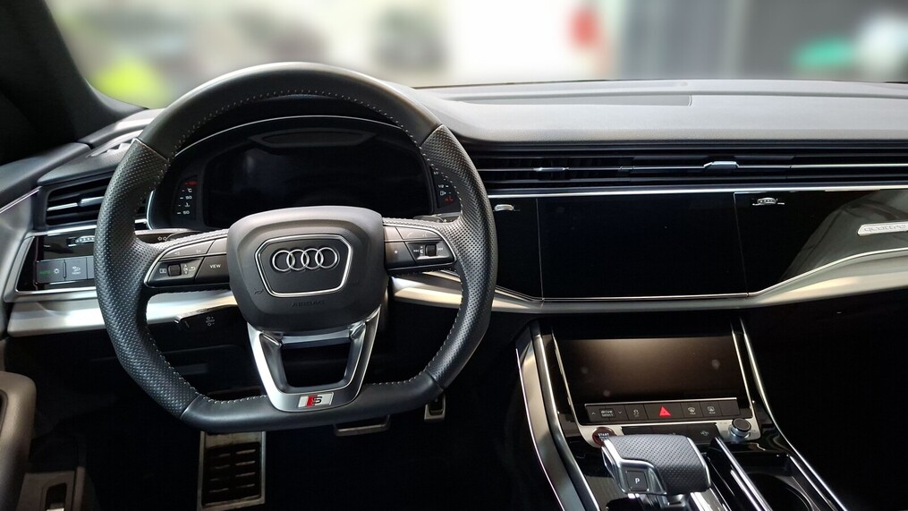 Audi SQ8