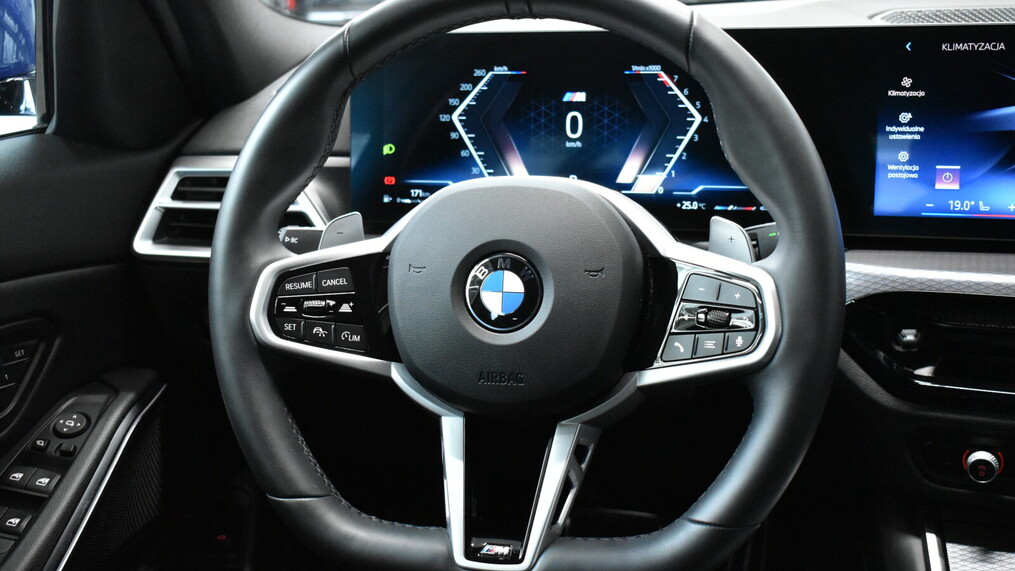 BMW Serii 3, 320