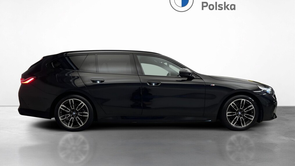 BMW Serii 5, 520