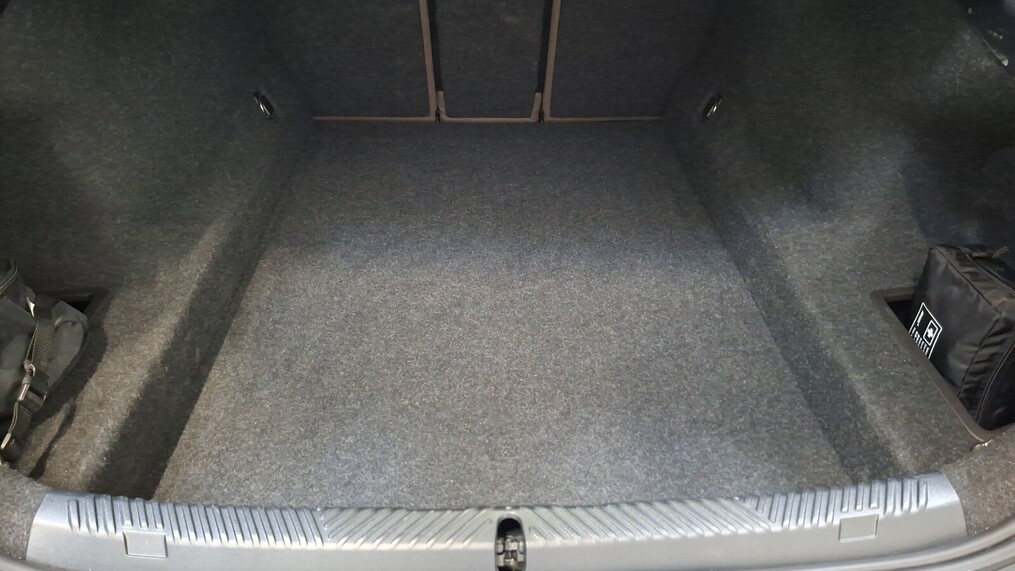 BMW Serii 5, 520