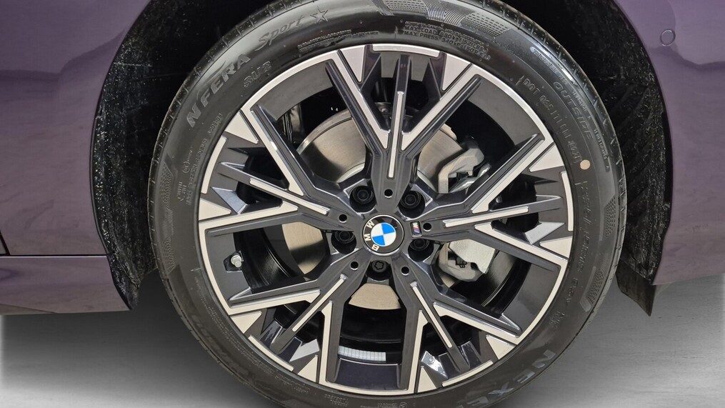 BMW Serii 2, 220