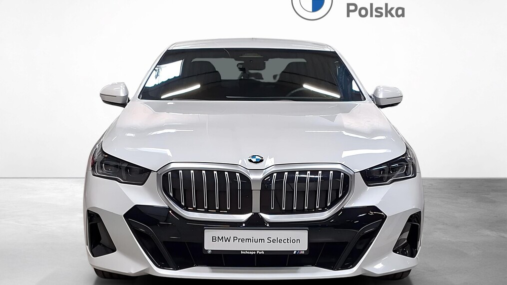 BMW Serii 5, 520