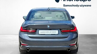 BMW Serii 3, 320