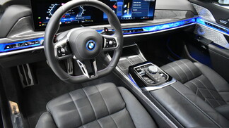 BMW Serii 7, 760