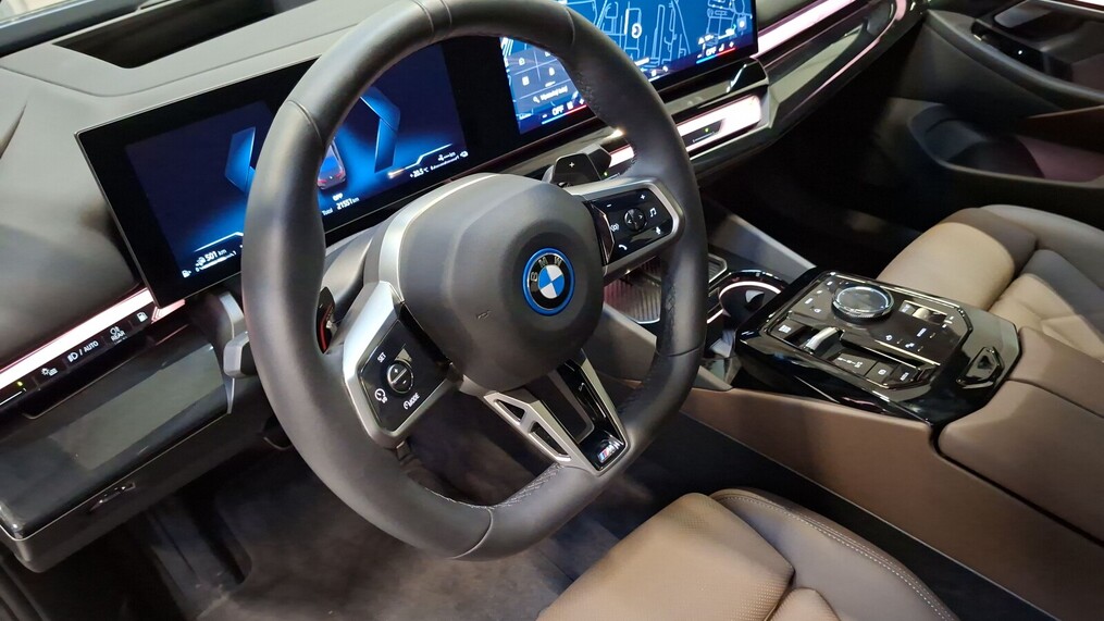 BMW Serii 5, 550