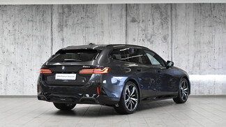 BMW Serii 5, 520