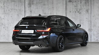 BMW Serii 3, 320