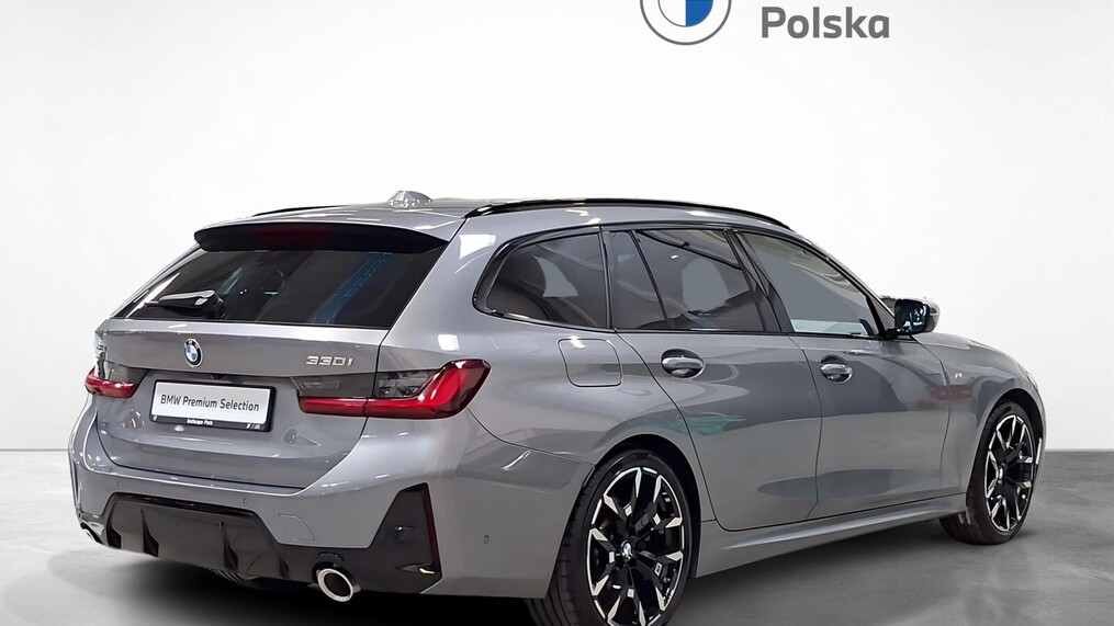 BMW Serii 3, 330