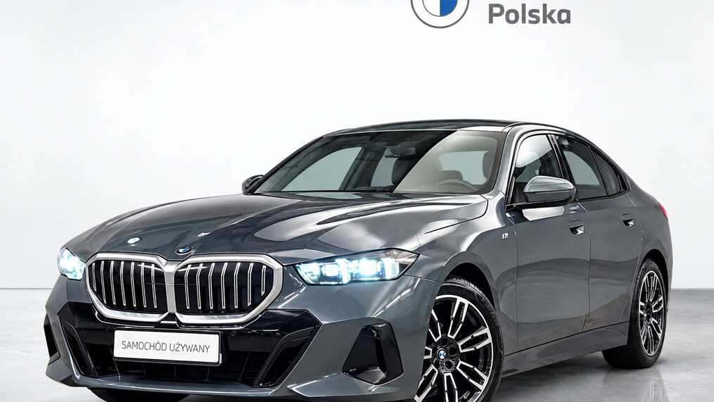 BMW Serii 5, 520