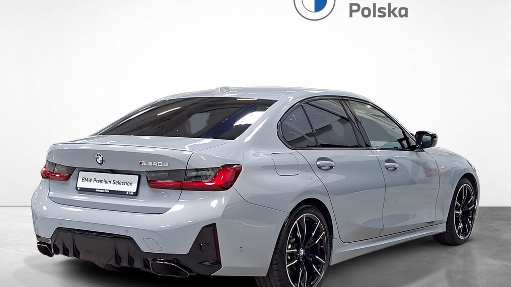 BMW Serii 3, 340