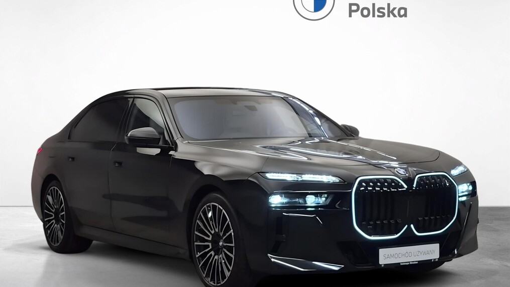BMW Serii 7, 740