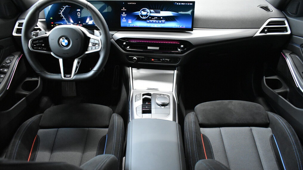BMW Serii 3, 320