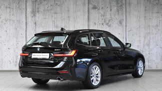 BMW Serii 3, 330