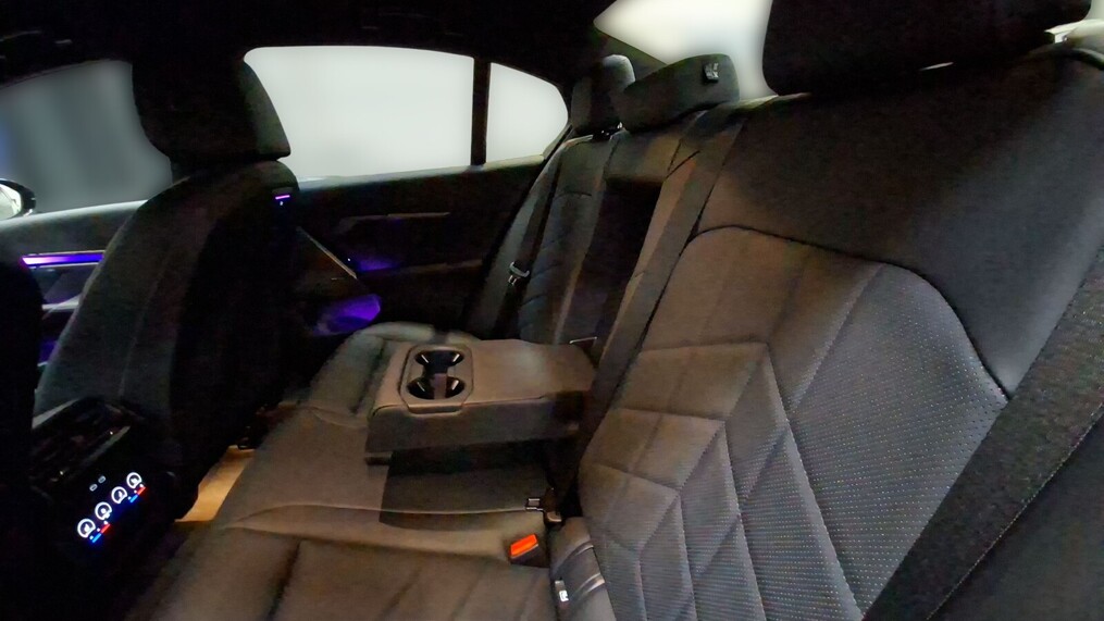 BMW Serii 5, 520