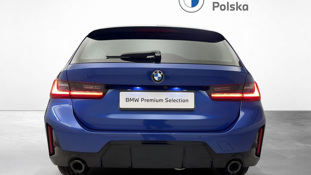 BMW Serii 3, 320