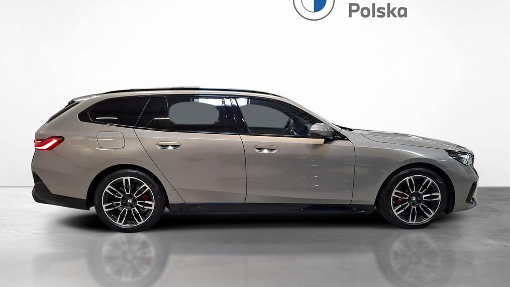 BMW Serii 5, 520