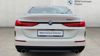 BMW Serii 2, 218